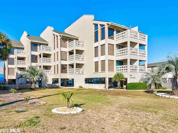 2nd image of 1144 W Beach Blvd #11D
