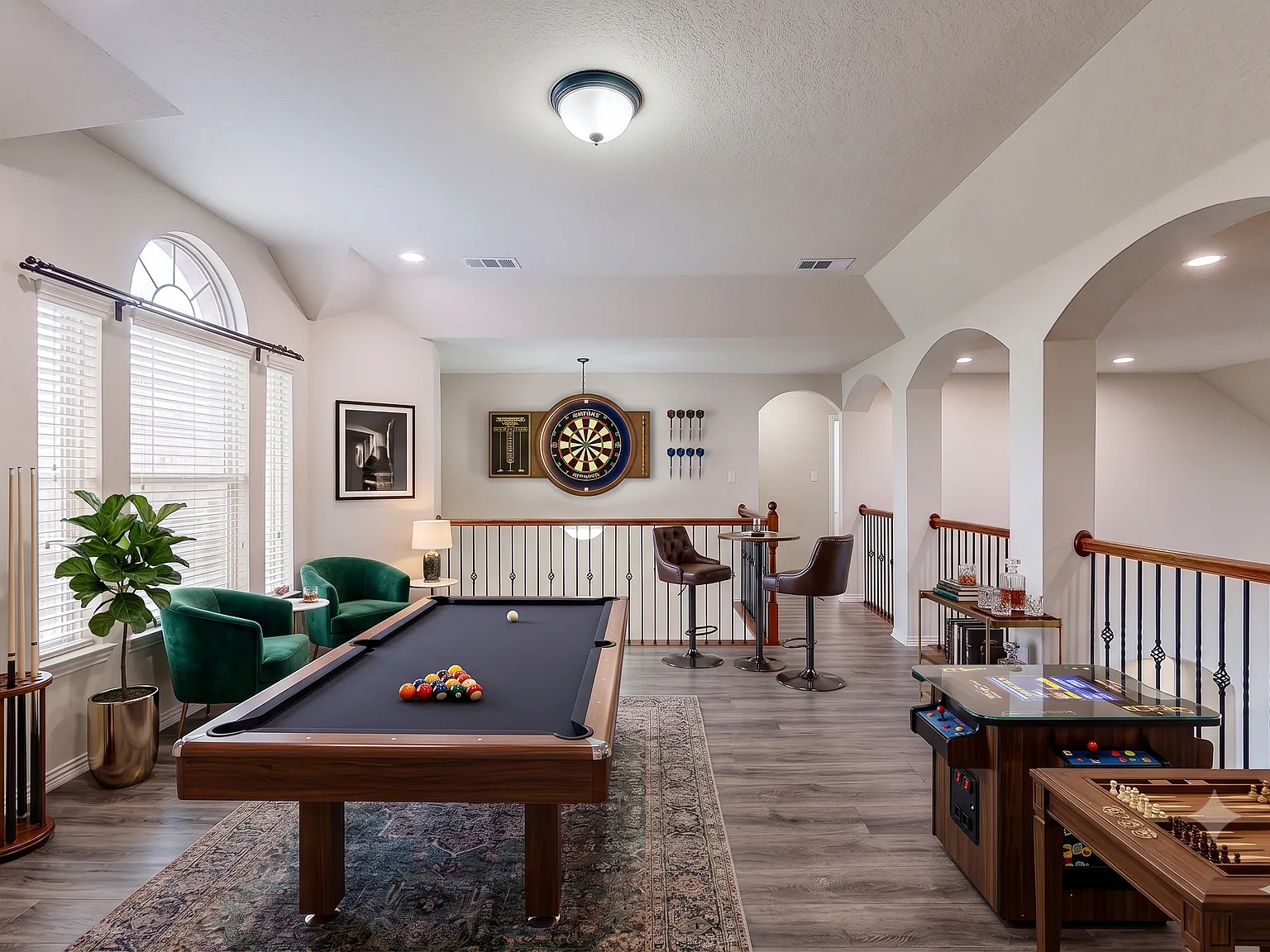 5 bed, 3843 sqft, $3,495 — Photo 4