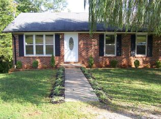 464 Clements Rd, McMinnville, TN 37110