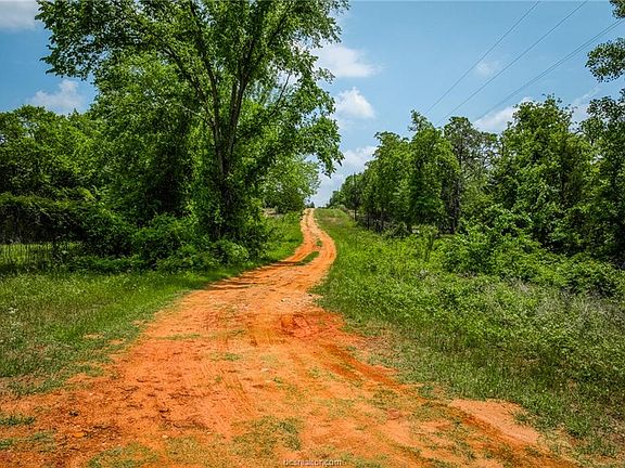 3rd image of 10025 Private Road 1014 Rd