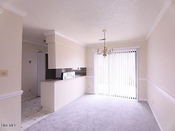 4th image of 111 Concord Dr #C