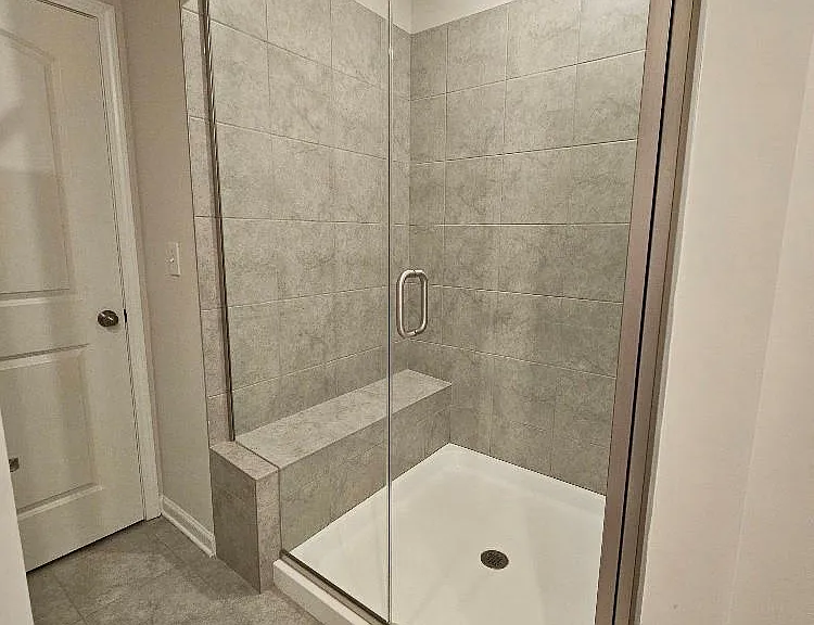 5416 Kinsbridge Dr — Photo 24