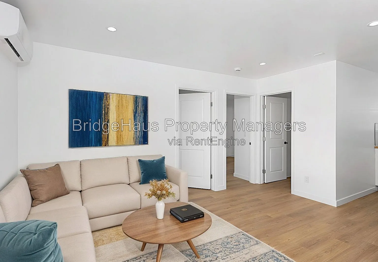 2 bed, 1.0 bath, 550 sqft, $3,800 — Photo 1
