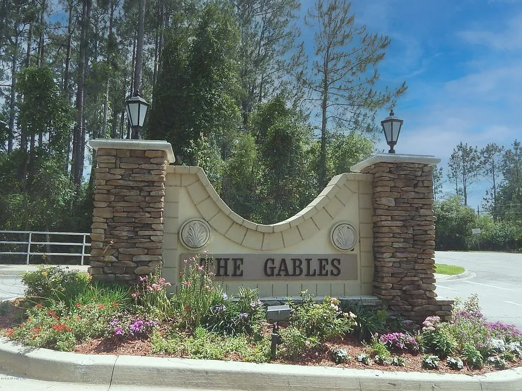 2 bed, 2.5 bath, 1222 sqft, $1,695 — Photo 2