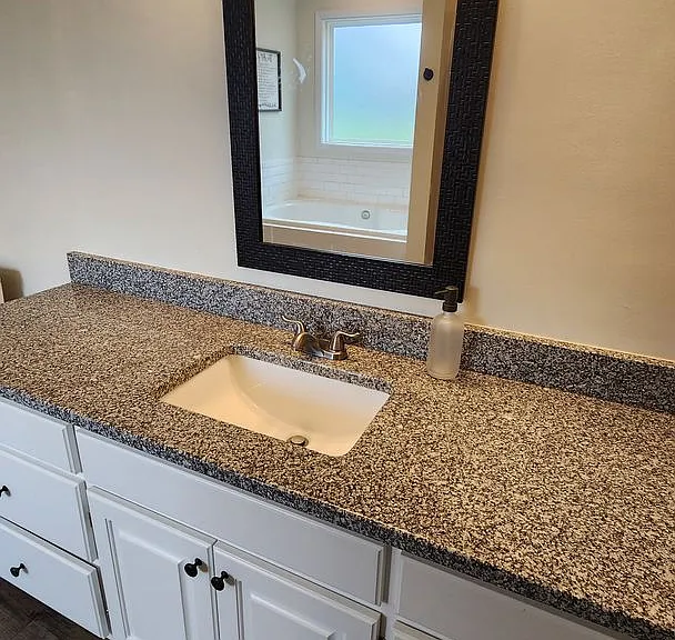 48 Wheatfield Dr — Photo 5