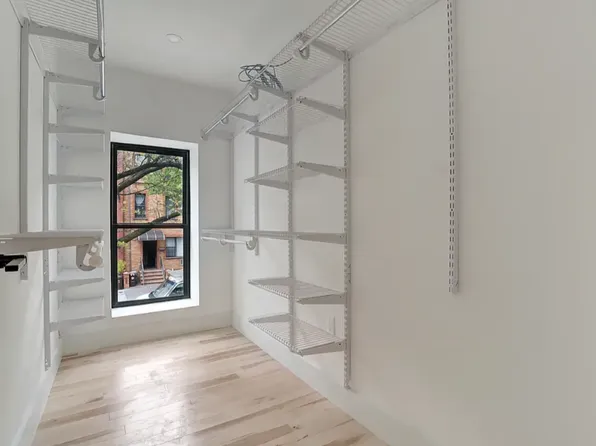 176 Bayard Street image 3 of 10