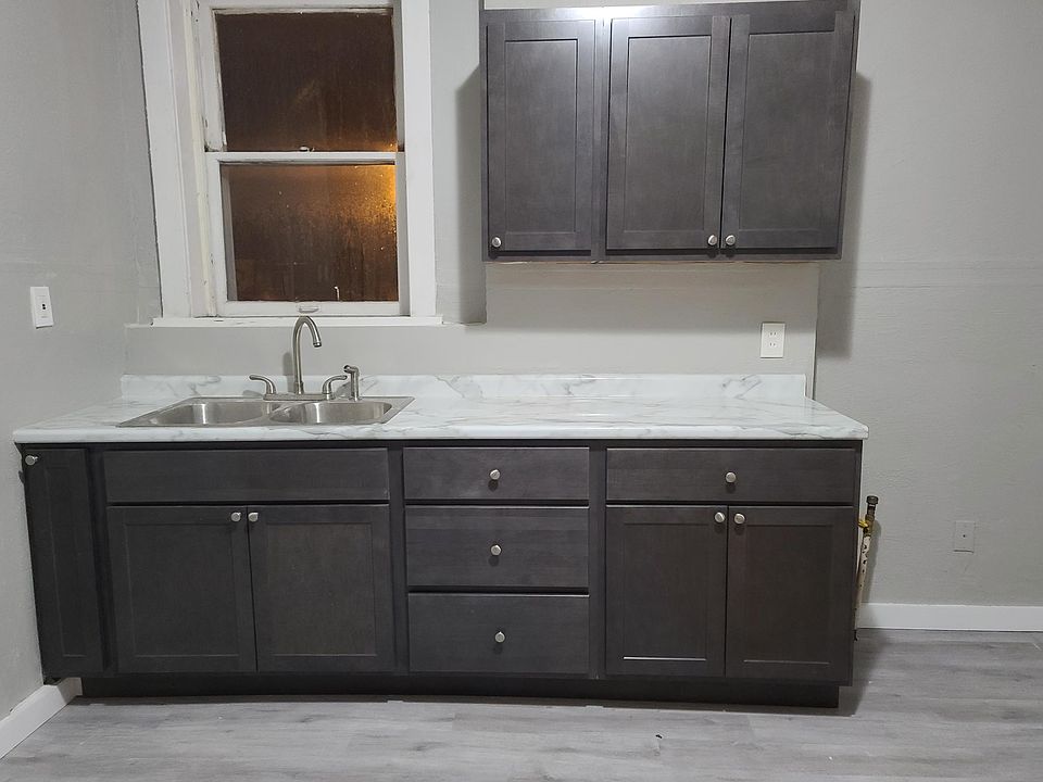 1st image of 203 Eichelberger St #1