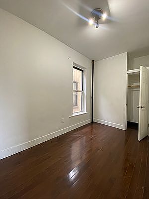 4th image of 89 E 116th St #5A