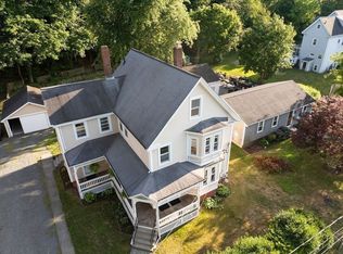 13 Arlington St, Middleboro, MA 02346