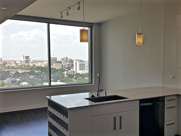 3rd image of 300 Bowie St APT 1501