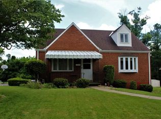220 Mohawk Dr, McKeesport, PA