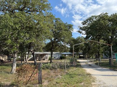 121 Pullman, La Vernia, TX, 78121
