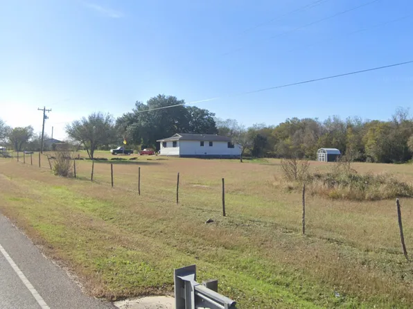 5878 Fm 775, NEW BERLIN, TX 78155