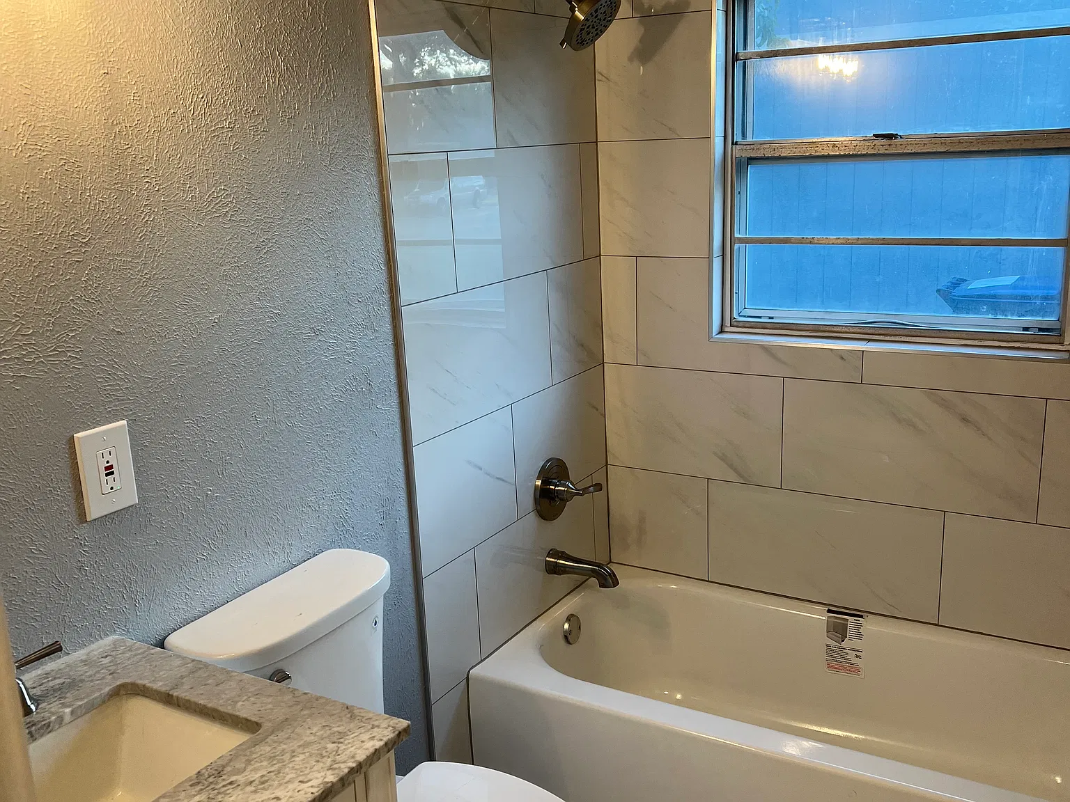 2 bed, 798 sqft, $1,700 — Photo 3