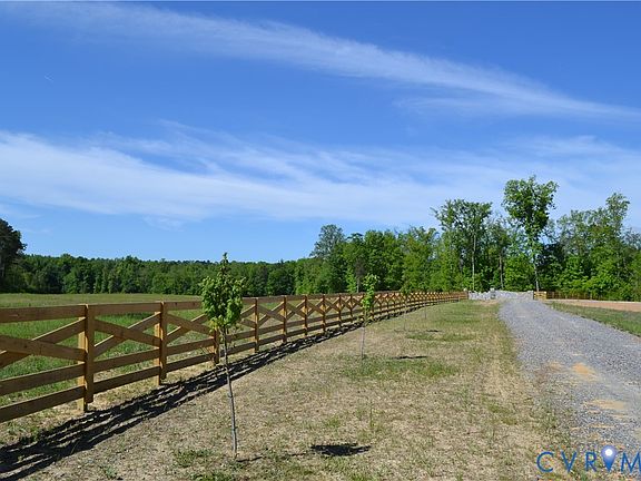 2nd image of 11160 Beaver Bridge Rd