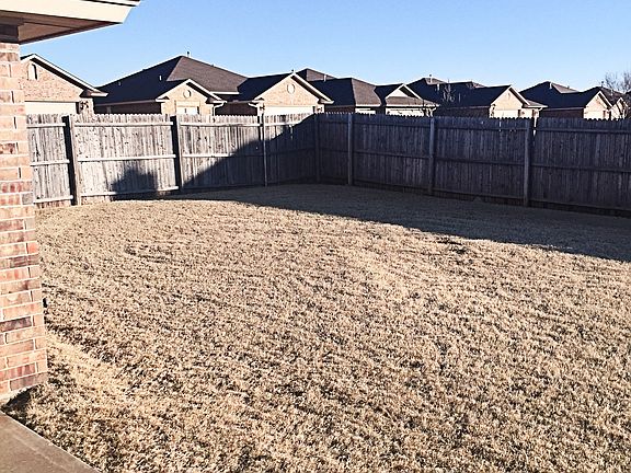 3rd image of 1520 SE 14th St