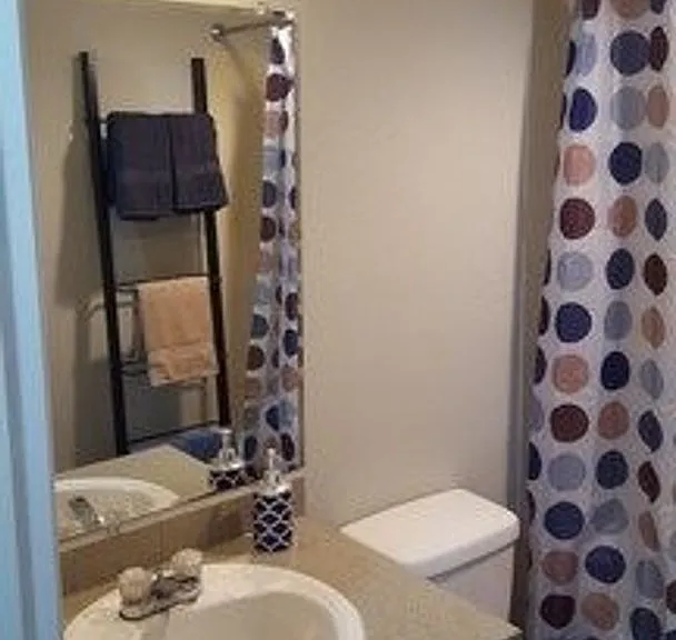 Westwood Apartments — Photo 171