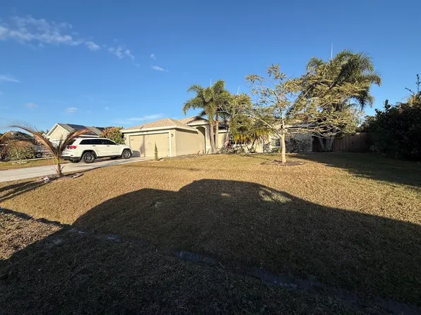 3647 SW Ballweg St, Port Saint Lucie, FL 34953