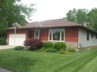 4767 Elizabeth Ln, Brooklyn, OH