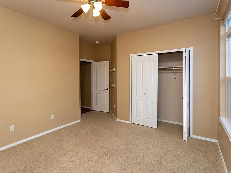 9922 Red Sage Dr — Photo 32
