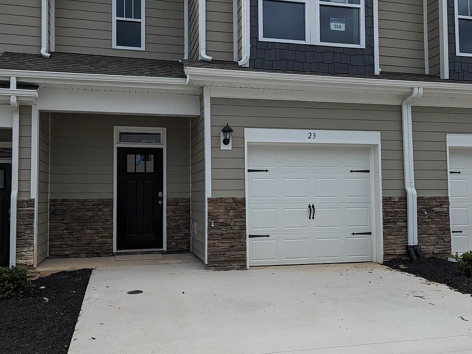 21 Cedar Hill Rd