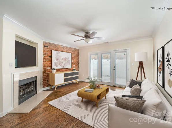 1218 Green Oaks Ln APT E, Charlotte, NC 28205