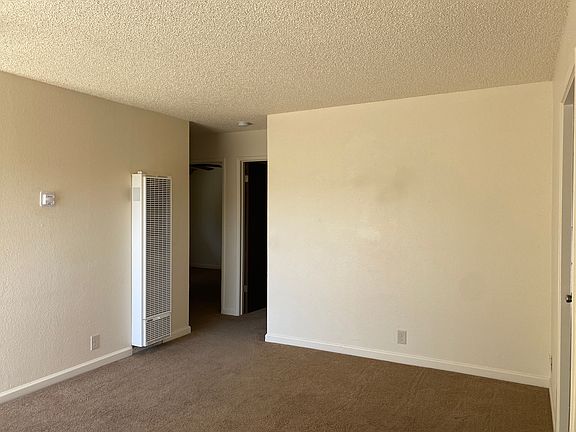 4th image of 2743 Gilmore Ln #4