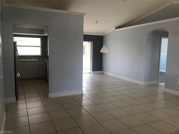 3rd image of 2903 21st St W Unit 3