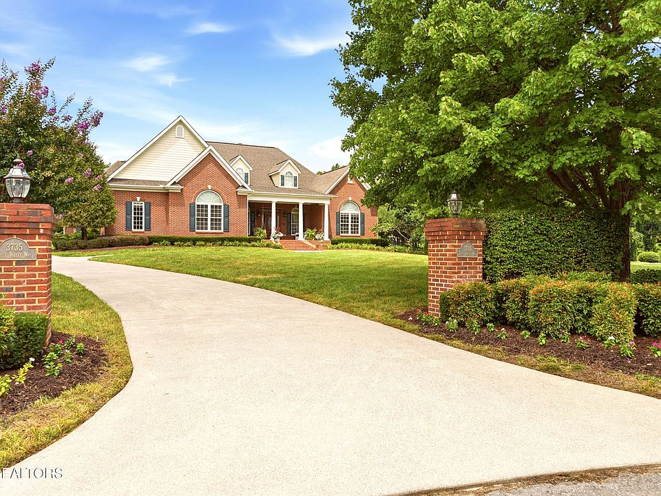1st image of 3735 Deer Valley Way