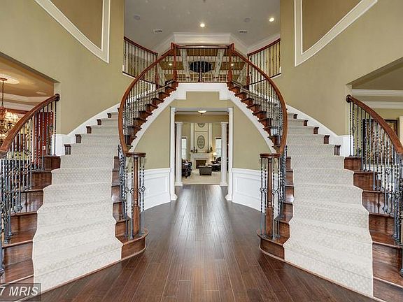 2nd image of 43158 Meadow Grove Dr