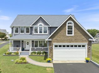 17597 Whitestone Dr, Tall Timbers, MD 20690