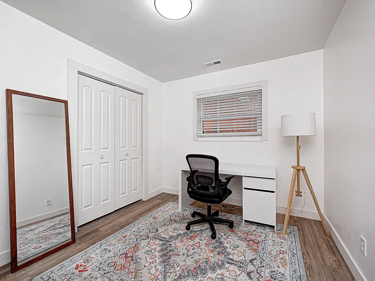 1015 S Randolph St — Photo 17