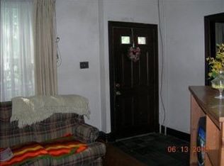 77 Mifflin St, Pine Grove, PA 17963