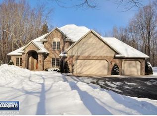588 Hunters Run, Oneida, WI 54155