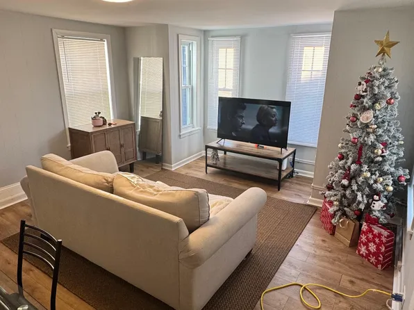 6 Rockdale Ave #2, Lowell, MA 01854