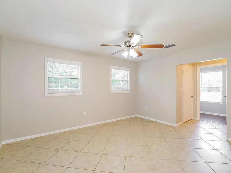 1171 Harper Blvd SW — Photo 8