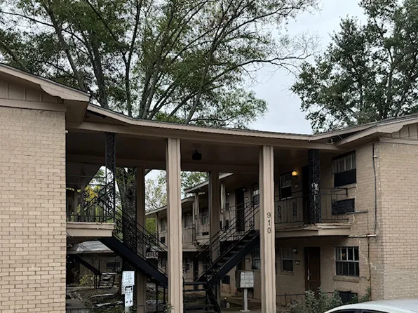 910 Sandefur St, Longview, TX