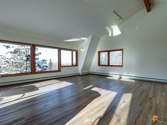 3rd image of 16109 Parksville Dr