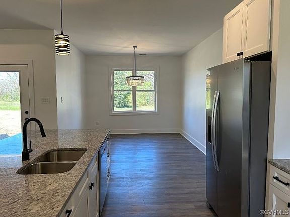 4th image of 207 Matthews Cove Dr