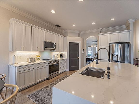 5th image of 13755 Plati CT