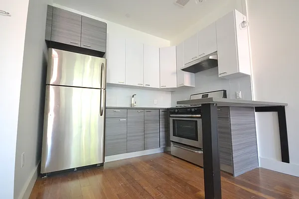 Rented by Cheskel Meisels, LREB | media 3