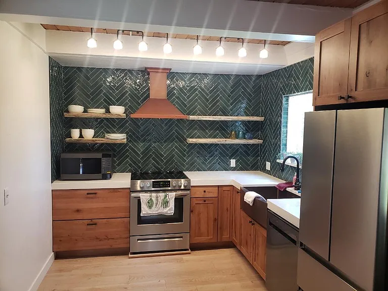 1053 Onnontioga St — Photo 7