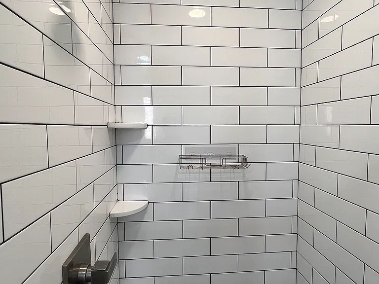 2832 Summit St #2 — Photo 3