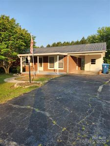 490 S Moose Rd, Mount Pleasant, NC, 28124