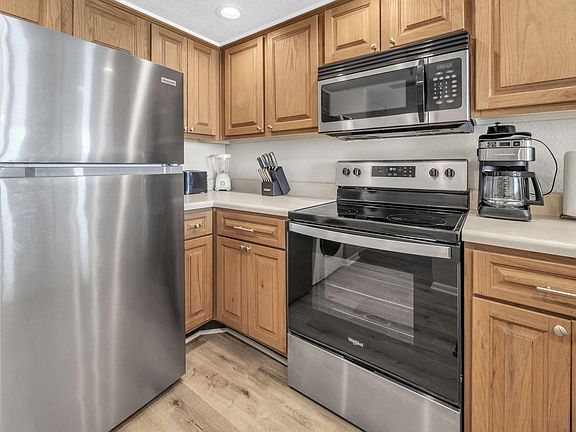 5th image of 381 Santa Rosa Blvd Unit W512