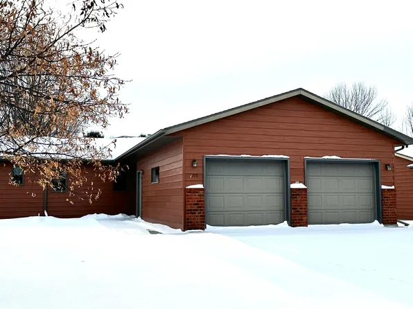 2710 Railroad Cir, Aberdeen, SD 57401