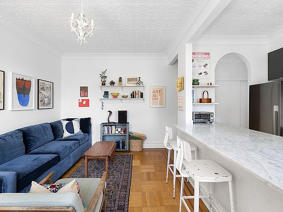 5th image of 728 41st St APT 3E