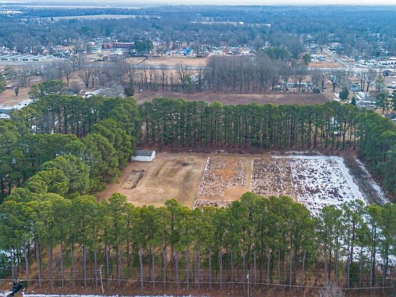 3rd image of 1560 Meacham Ln