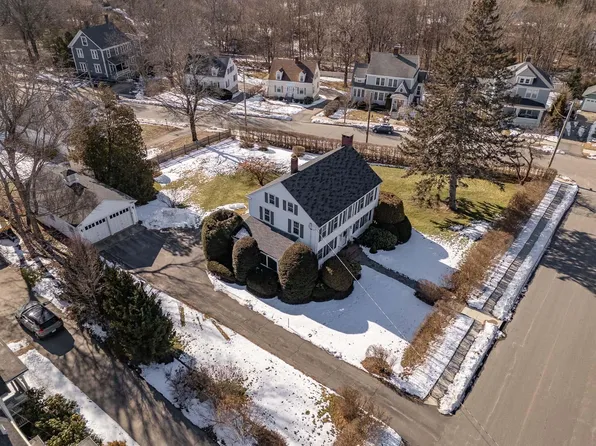 16 HAMILTON Street, Dover, NH 03820