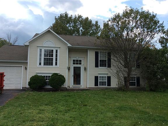 2nd image of 27 Sparrow Dr